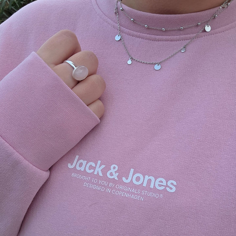 Permanent jewellery necklace