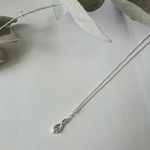 Eternal Twist Necklace