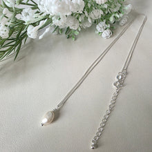 Load image into Gallery viewer, Silver Freshwater Pearl Necklace
