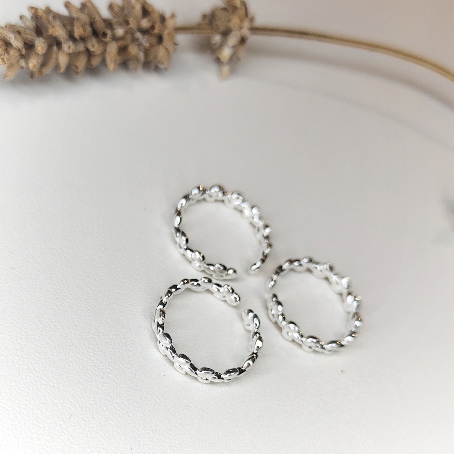Adjustable Leaf Ring