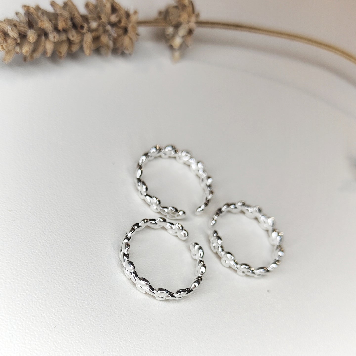Adjustable Leaf Ring